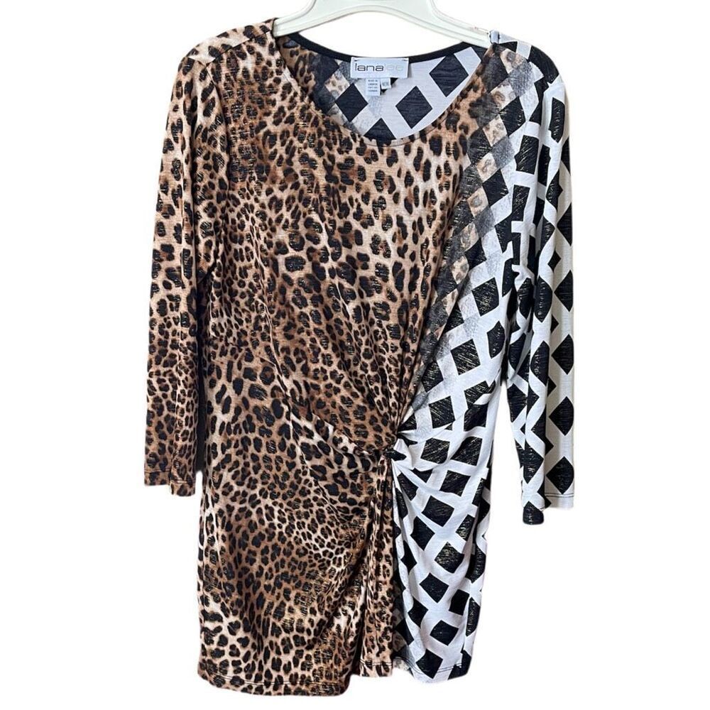 Lanalee size M made in Canada gathered front animal print tunic.